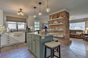 Evolve Renovated Mtn Home, 5 Mins to Dtwn Boone!